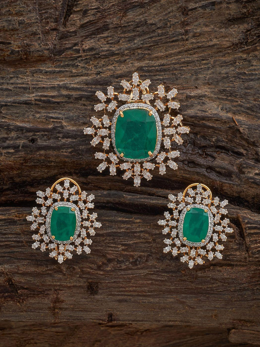 

Kushal's Fashion Jewellery Victorian-Plated Cubic Zirconia Studded Jewellery Set, Gold