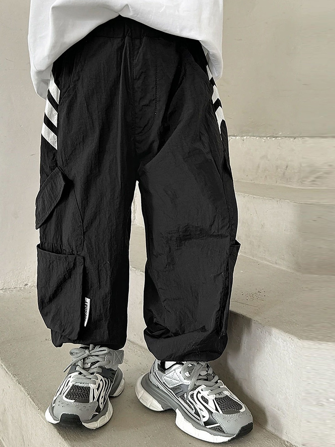 

LULU & SKY Boys Loose Fit Trousers, Black