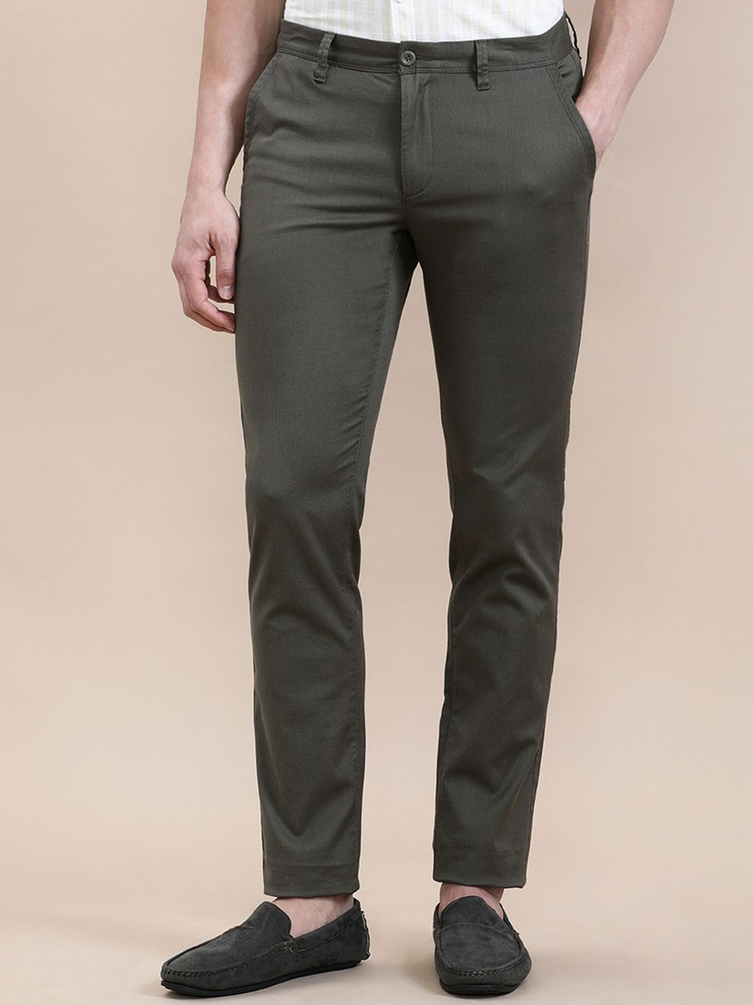

Crocodile Men Premium Tone Textured Slim Fit Pants, Brown