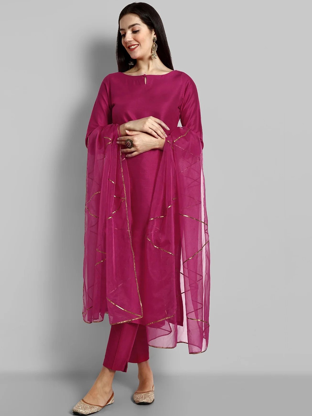 

Mera Rang Boat Neck Straight Kurta With Trousers And Dupatta, Pink