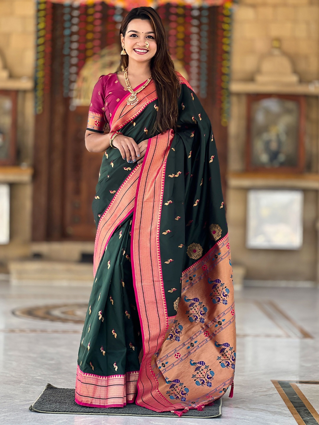 

Ekta Textiles Woven Design Zari Pure Silk Paithani Saree, Green