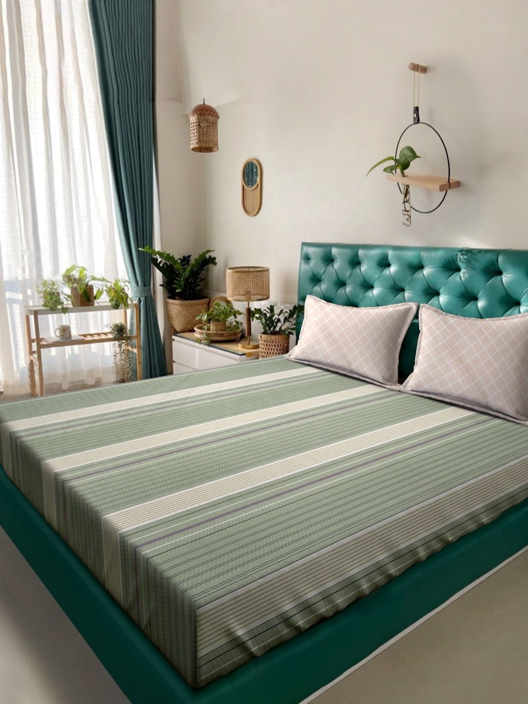 

KLOTTHE Green Striped Printed Flat 300 TC King Bedsheet With 2 Pillow Cover