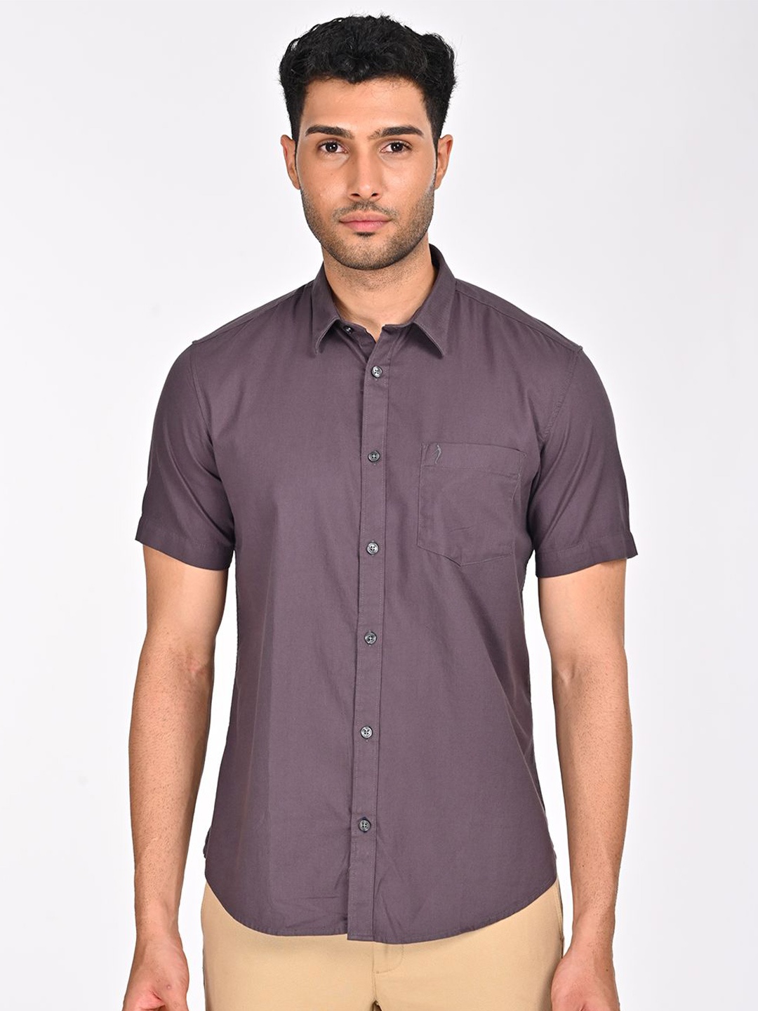 

Indian Terrain Men Classic Slim Fit Opaque Casual Shirt, Black