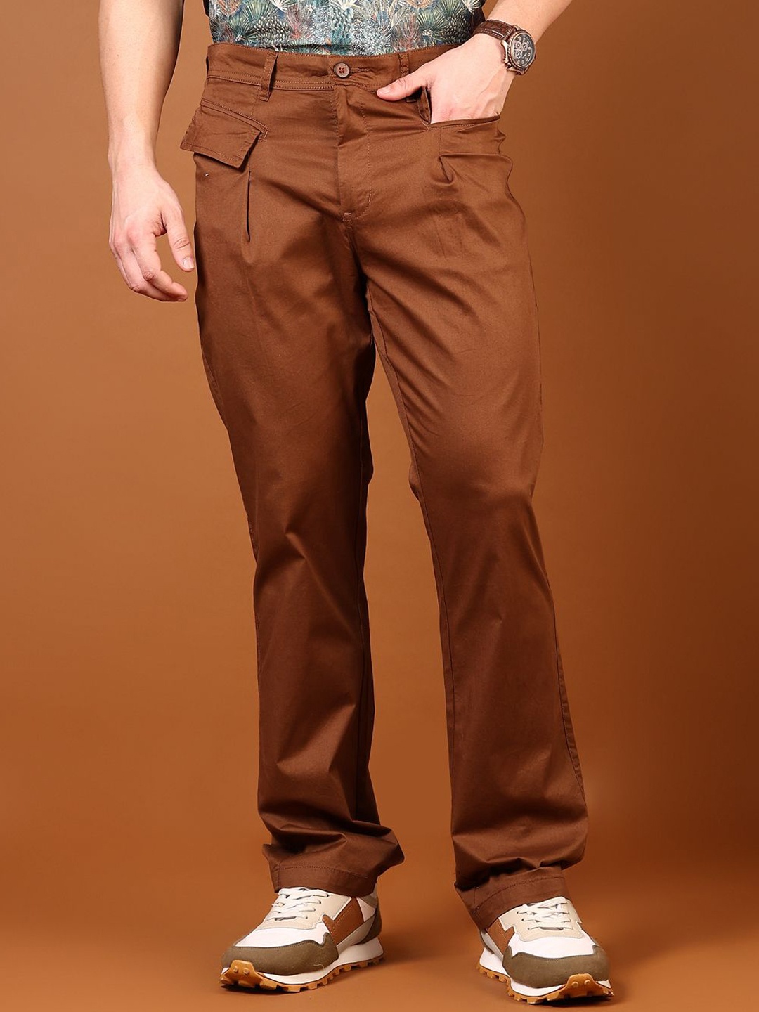 

V-Mart Men Trousers, Brown