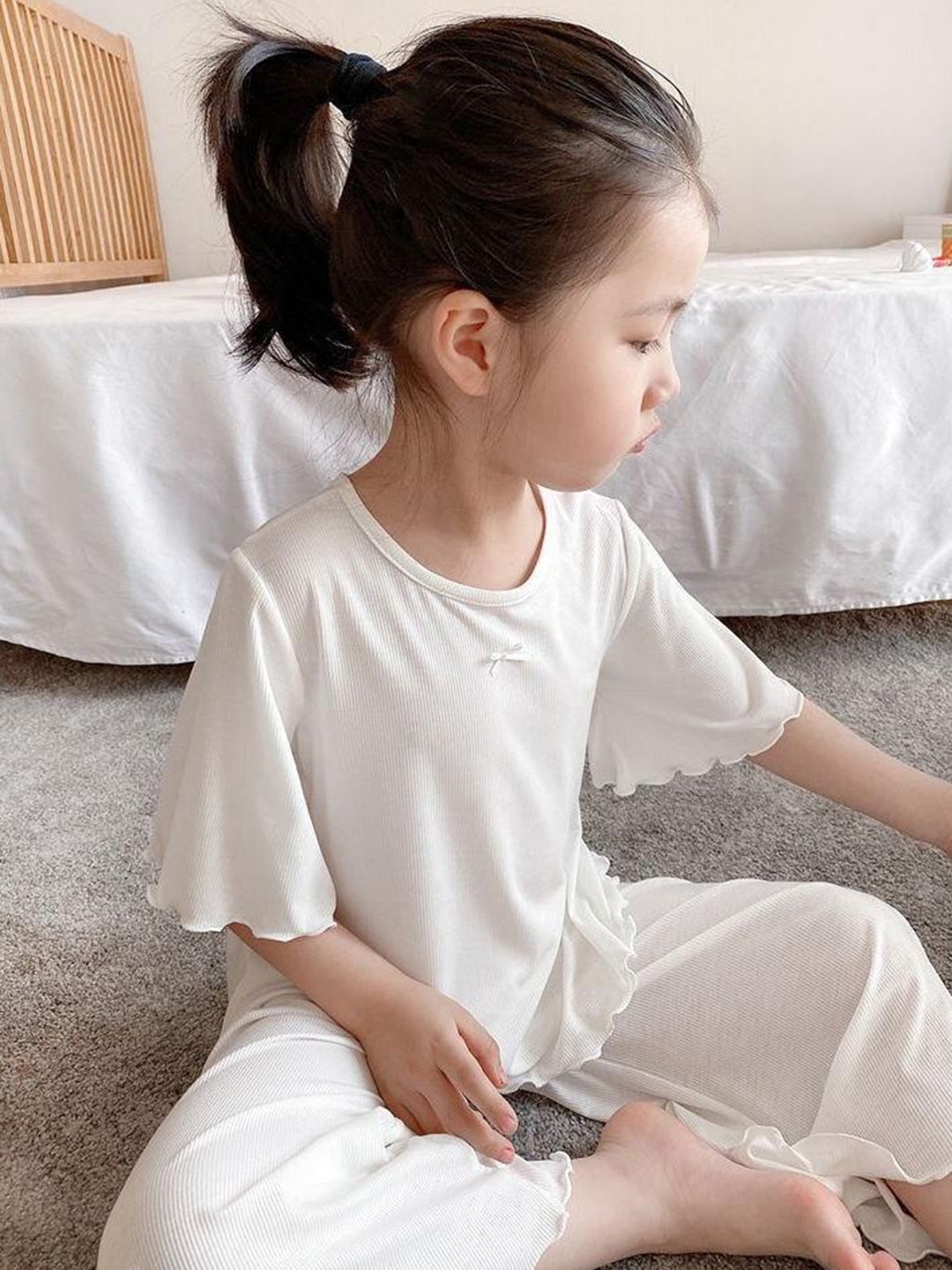

LULU & SKY Girls Night suit, White