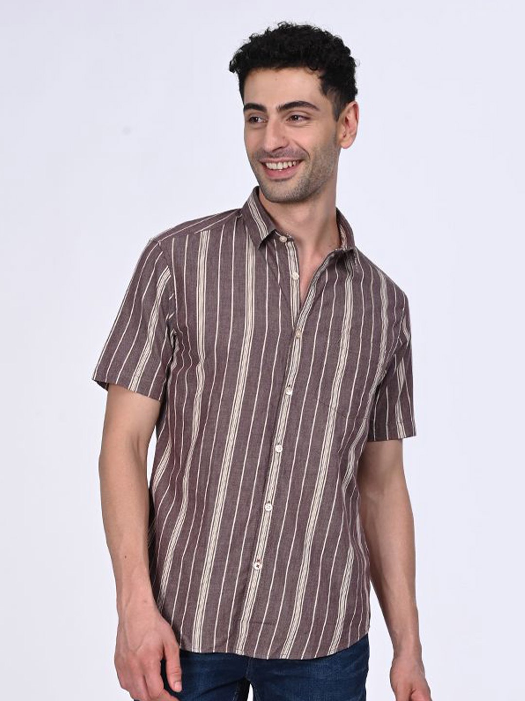 

Indian Terrain Men Classic Slim Fit Opaque Striped Casual Shirt, Brown
