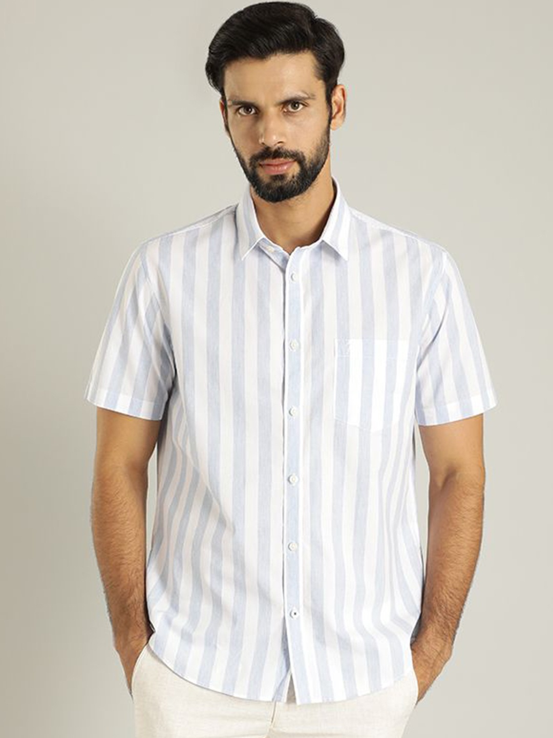 

Indian Terrain Men Slim Fit Opaque Striped Casual Shirt, Blue