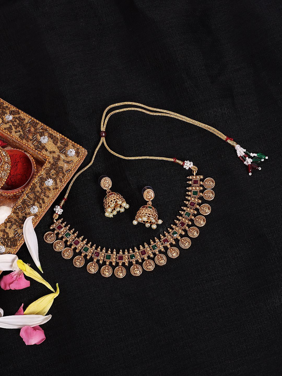 

ROFARWORD Gold-Plated Artificial Stones Studded & Pearls Beaded Jewellery Set