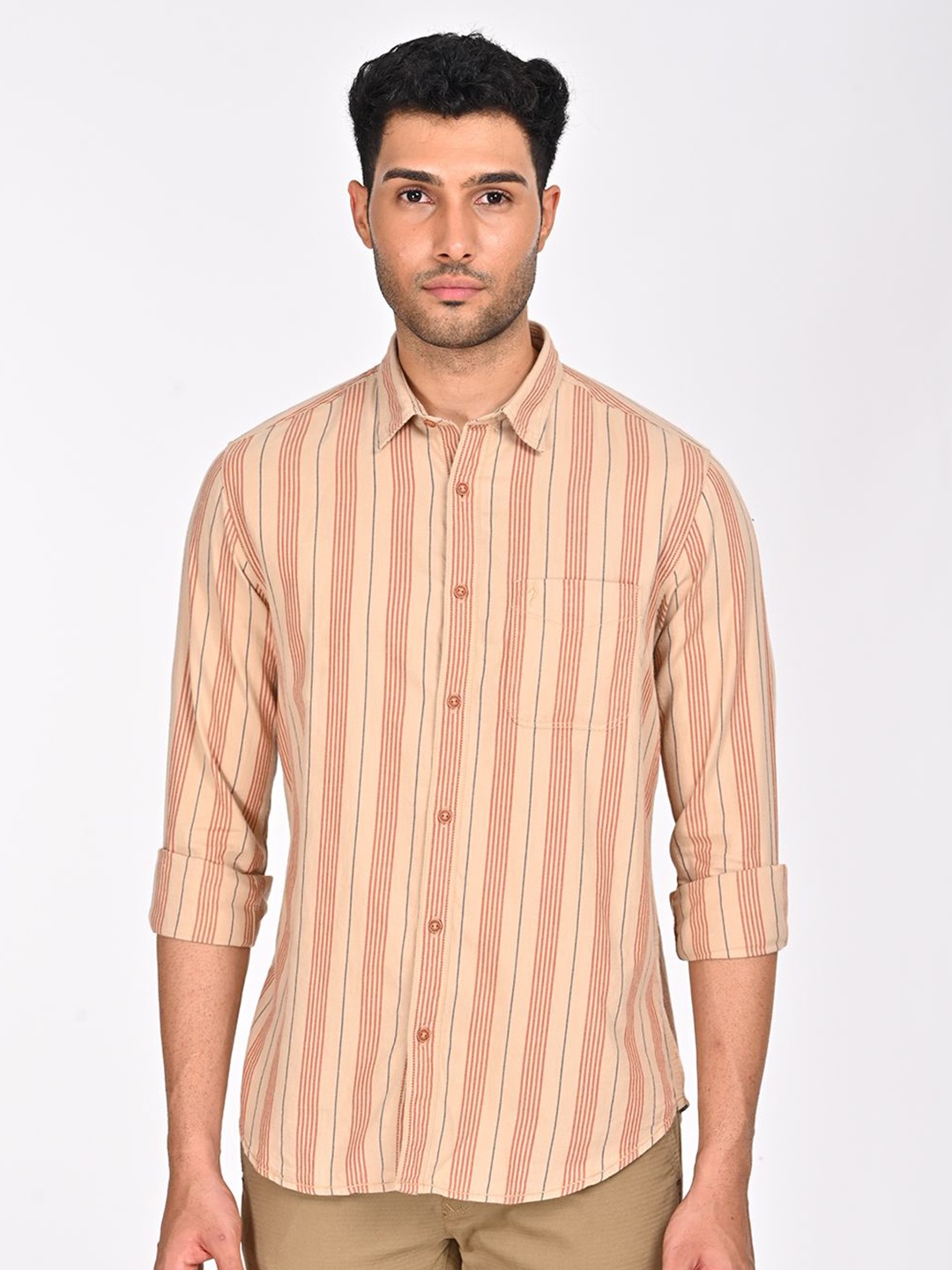

Indian Terrain Men Classic Slim Fit Opaque Striped Casual Shirt, Brown