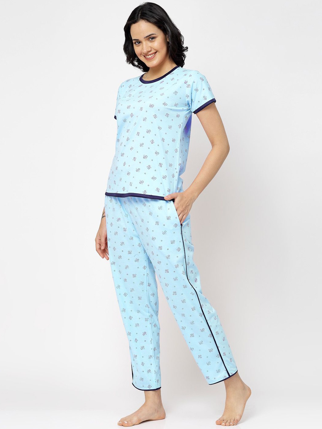 

CHUI MUI Women Printed Night suit, Blue