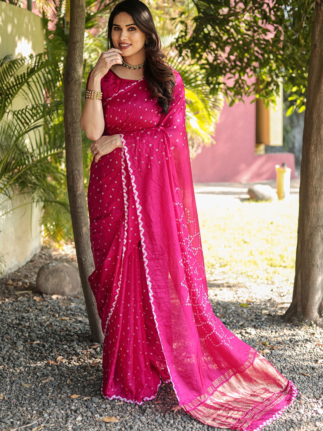 

Vintro Women Bandhani Printed Saree, Pink