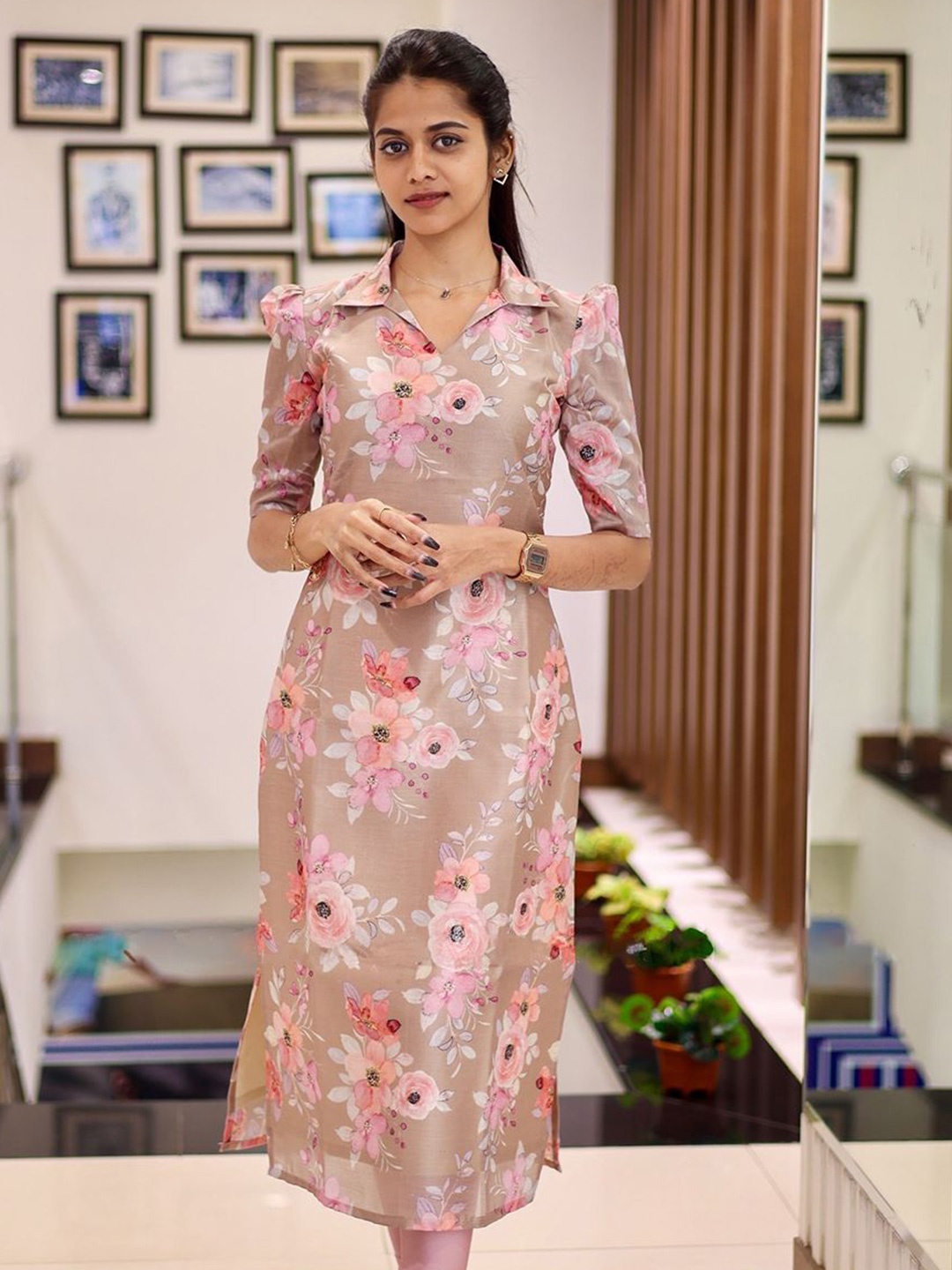 

Sun Fashion And Lifestyle Women Floral Printed Shirt Collar Straight Kurta, Beige