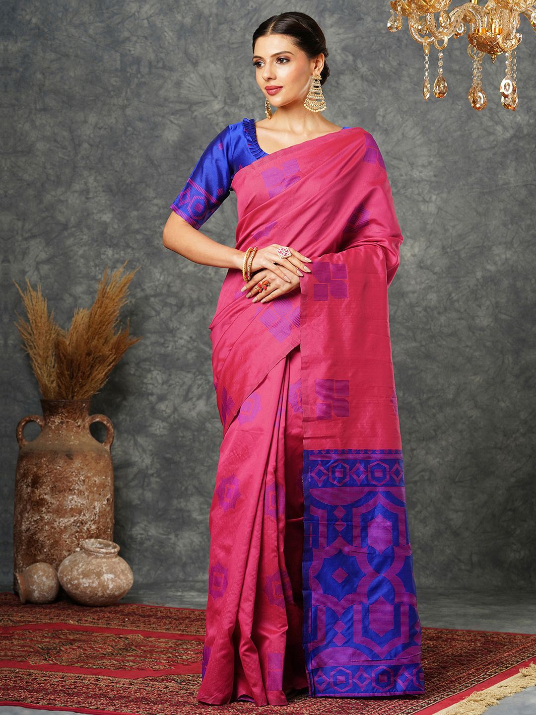 

HERE&NOW Woven Design Zari Banarasi Saree, Navy blue