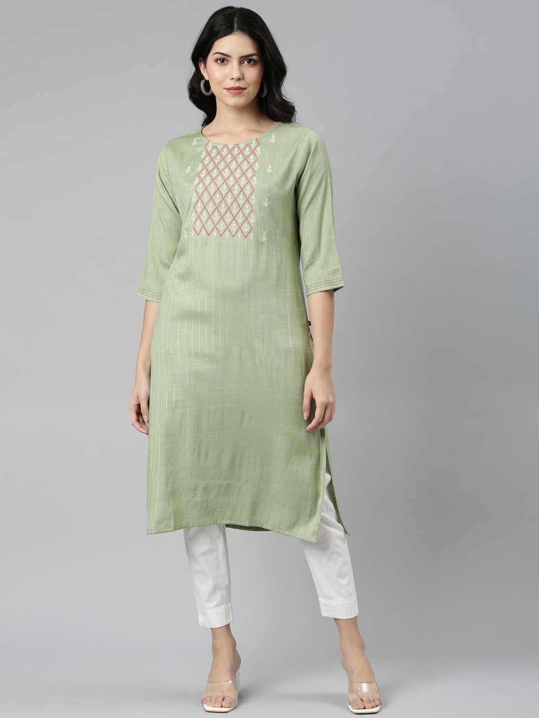 

Samhitas Floral Yoke Design Thread Work Round Neck Cotton Straight Kurta, Green