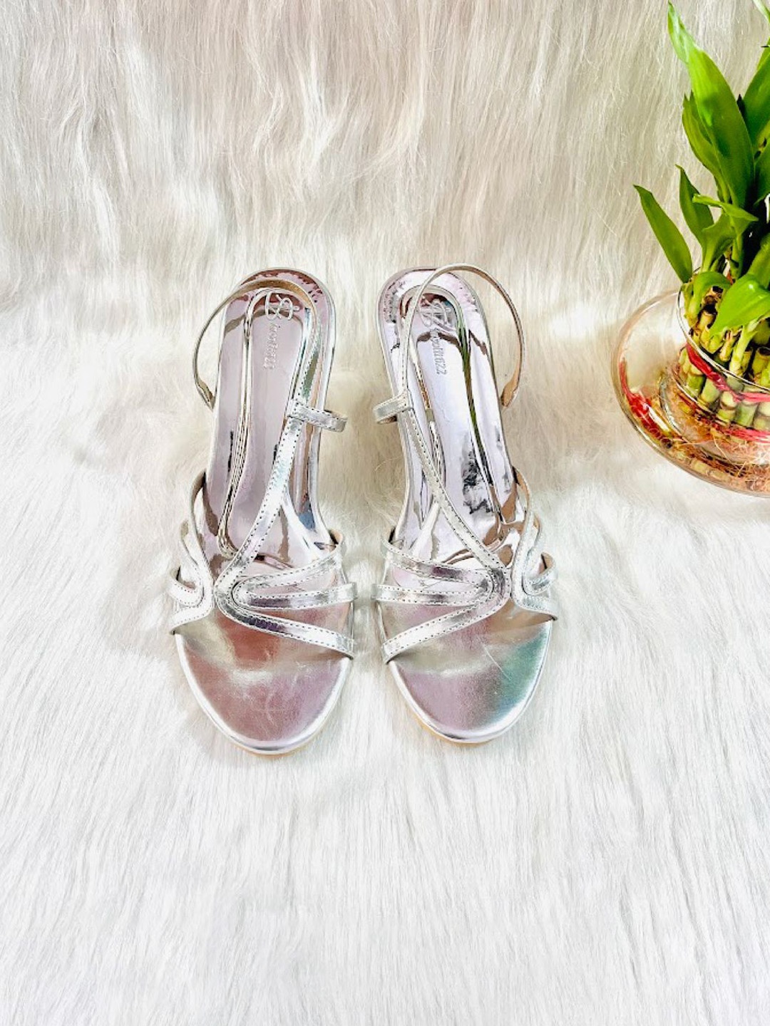 

Insolito22 Wedge Sandals, Silver