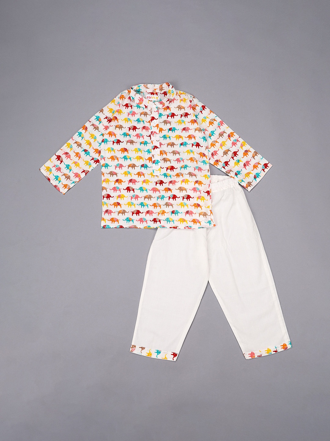 

MYZUIE Unisex Kids Printed Night suit, White