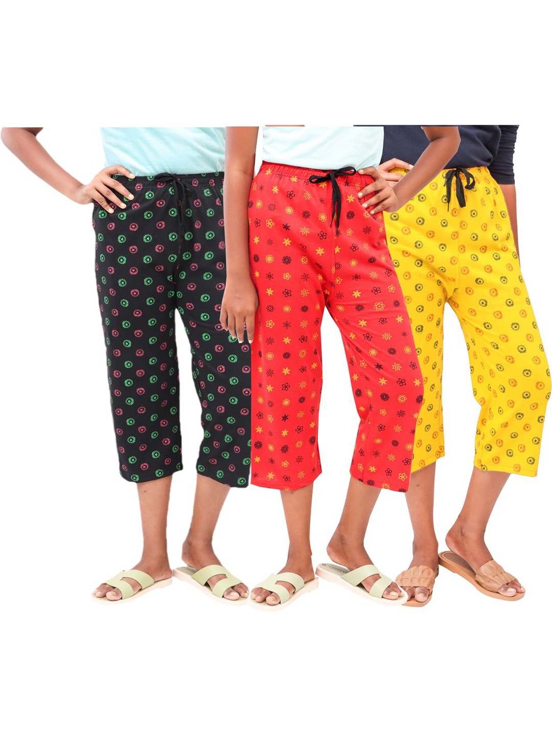 

AFRA GARMENTS Women Printed Capris, Red