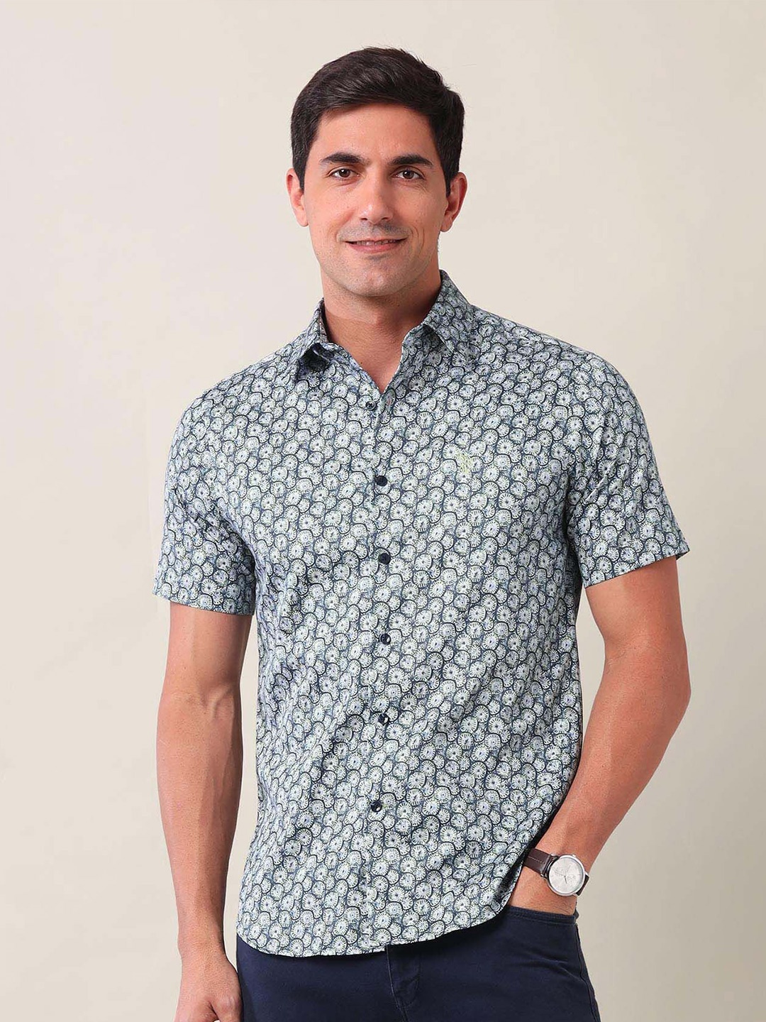 

U.S. Polo Assn. Men Classic Tailored Fit Opaque Printed Casual Shirt, Green