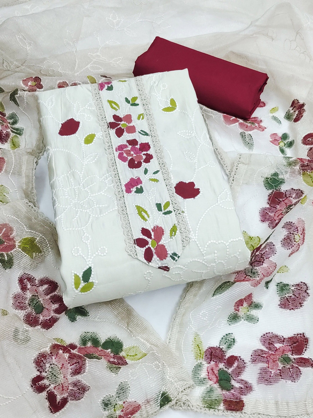 

SAINOOR Floral Printed Thread Work Pure Silk Unstitched Dress Material, White