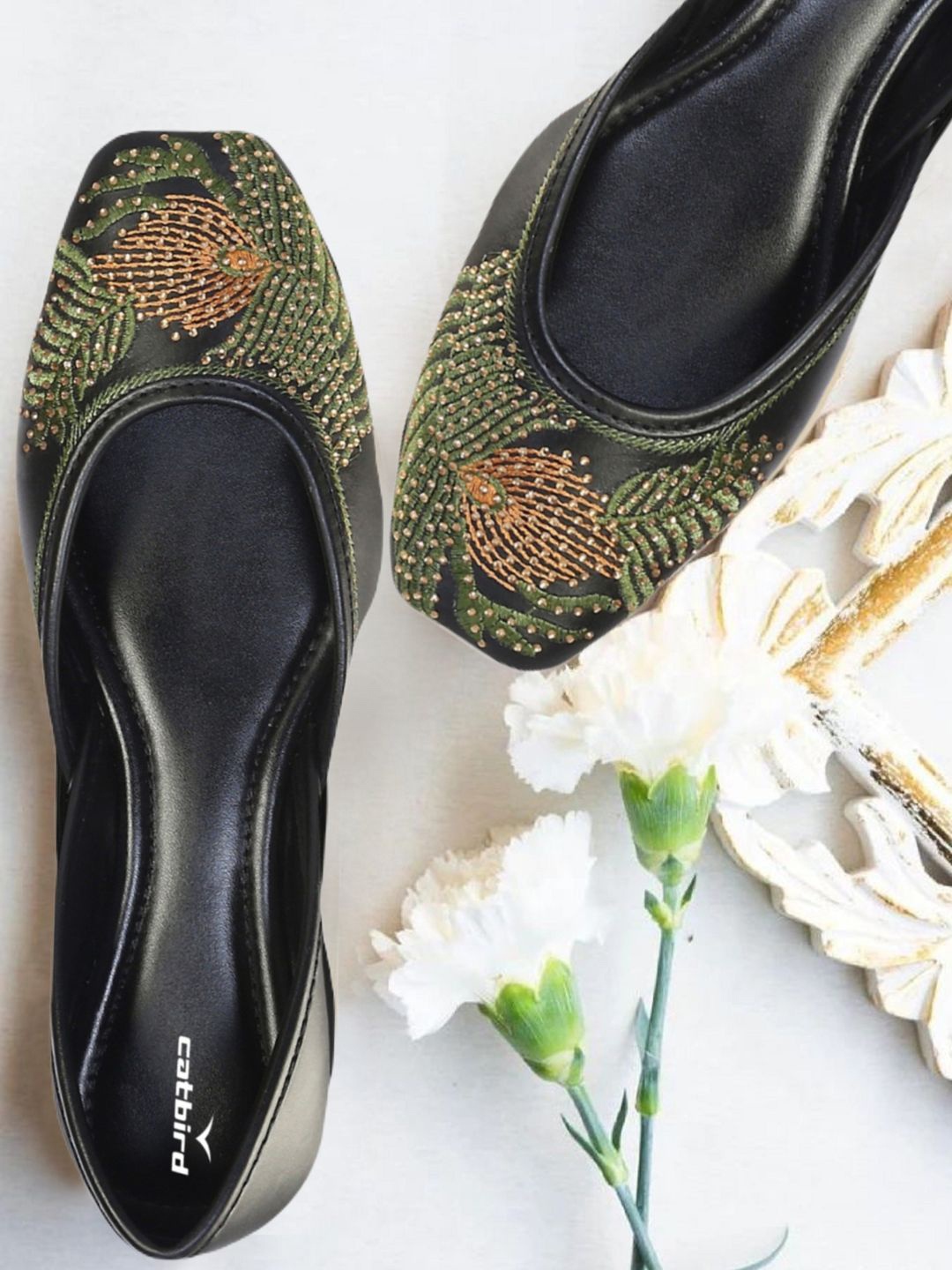 

CATBIRD Women Ethnic Mojaris Flats, Black