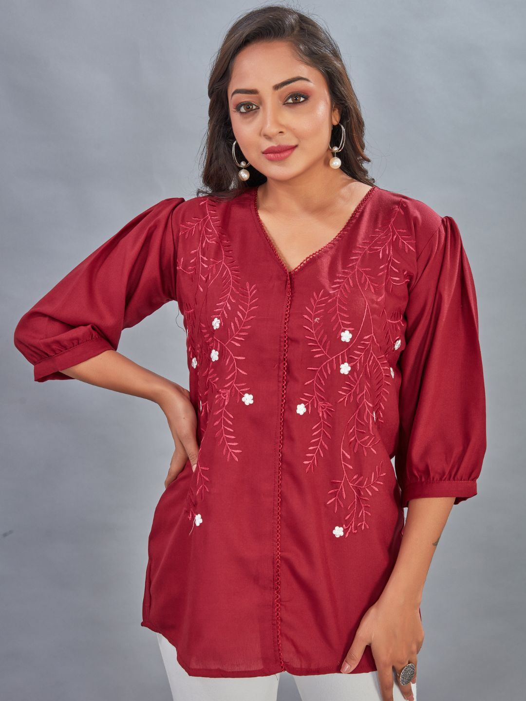 

PEACH PIPER Women Embroidered Tunic, Maroon