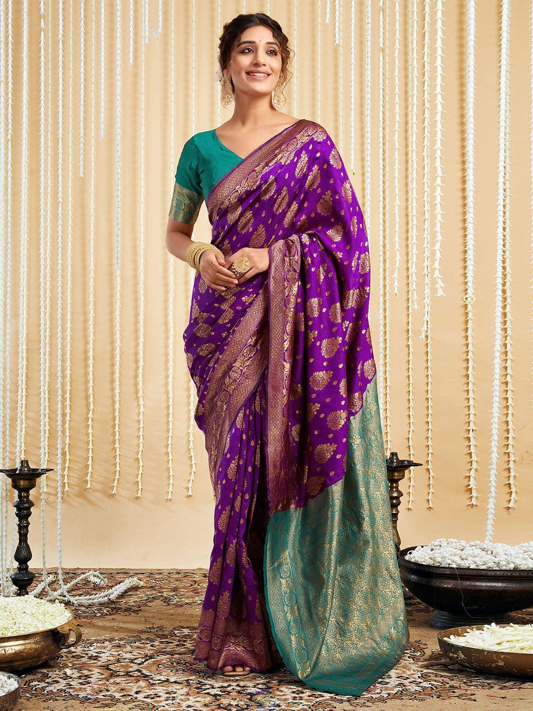 

HERE&NOW Woven Design Zari Paithani Saree With Unstitched Blouse Piece, Purple