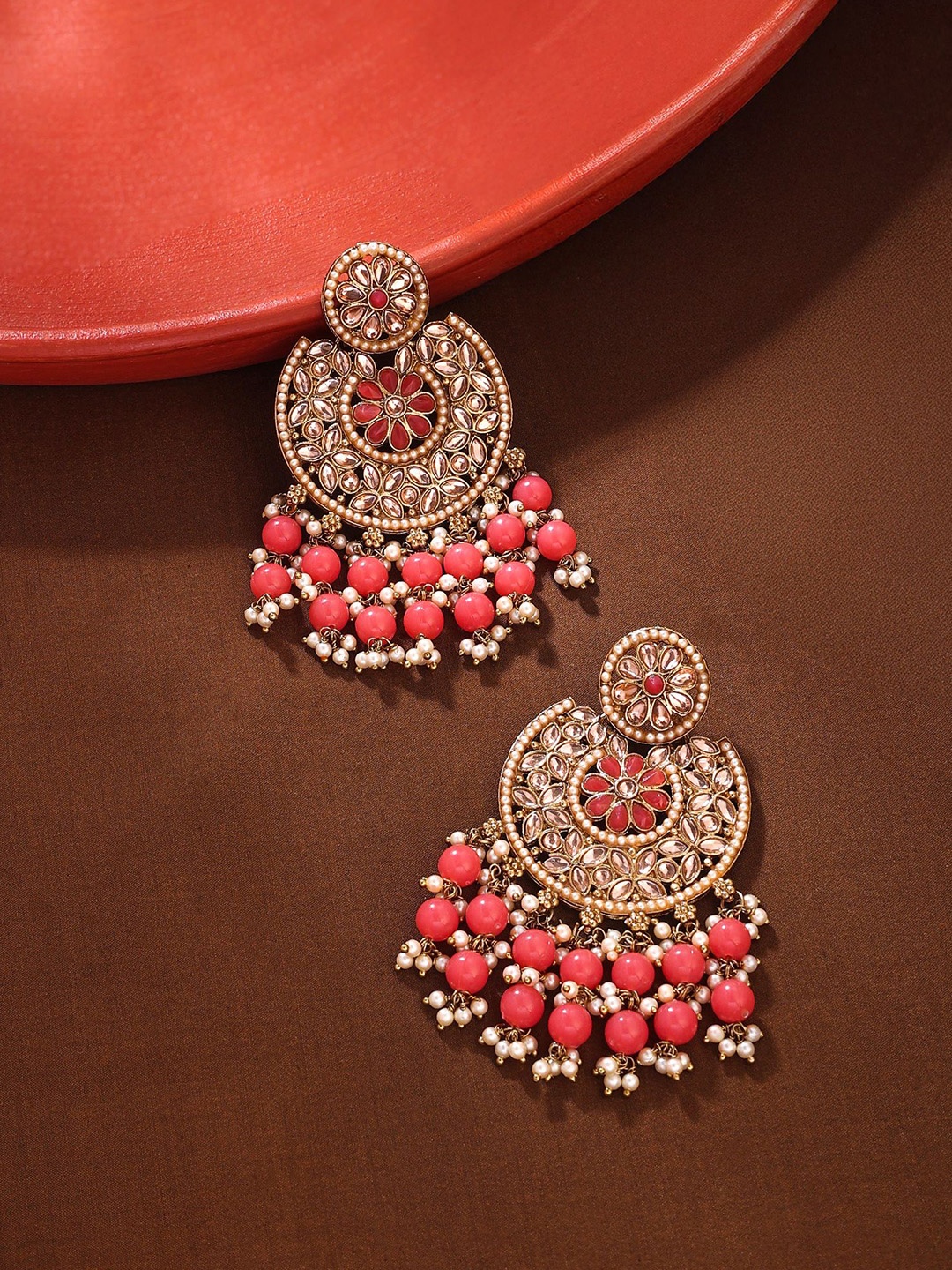 

Yellow Chimes Gold-Plated Kundan Studded Circular Chandbalis Earrings