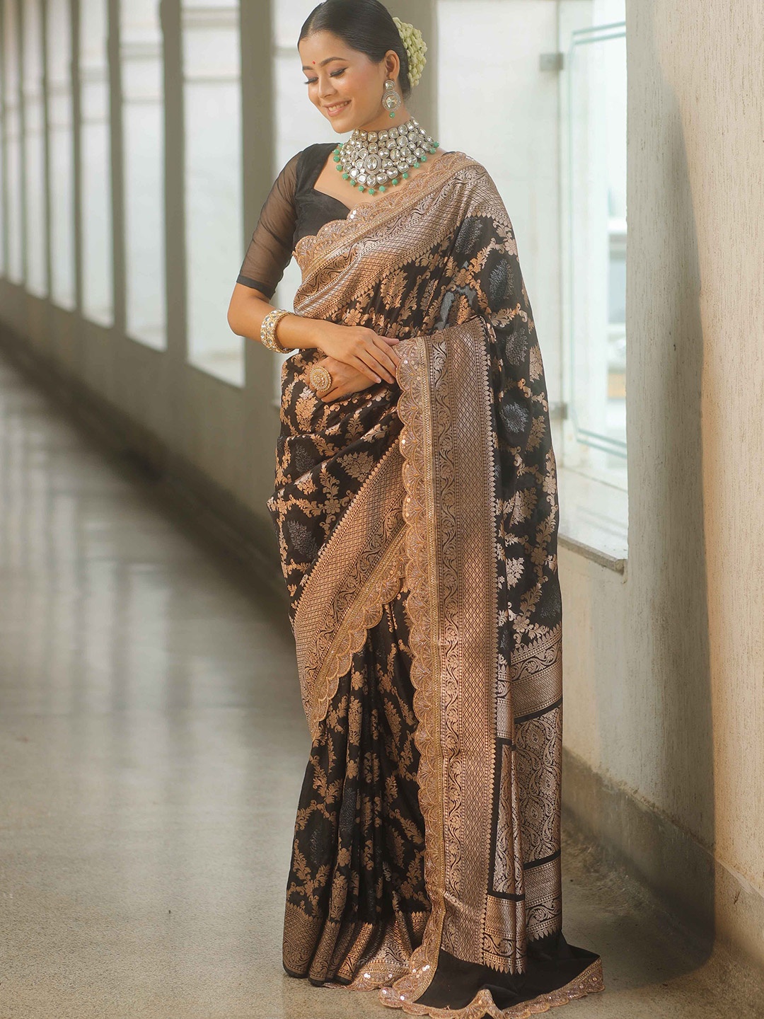 

Banarasee Ethnic Motifs Zari Poly Georgette Banarasi Saree, Black