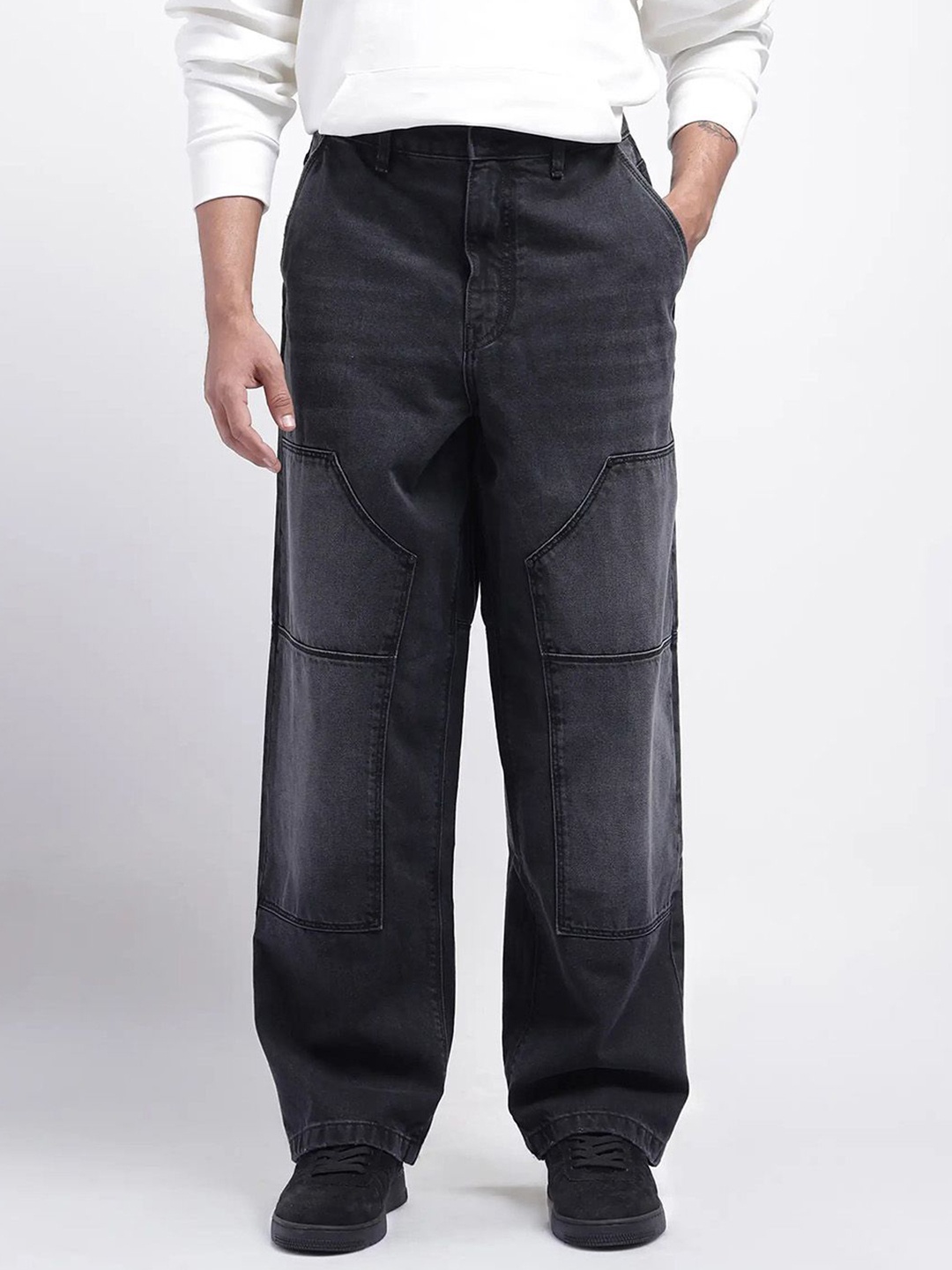 

RARE RABBIT Cruz Men Primary Black Light Fade Cotton Jeans, Charcoal