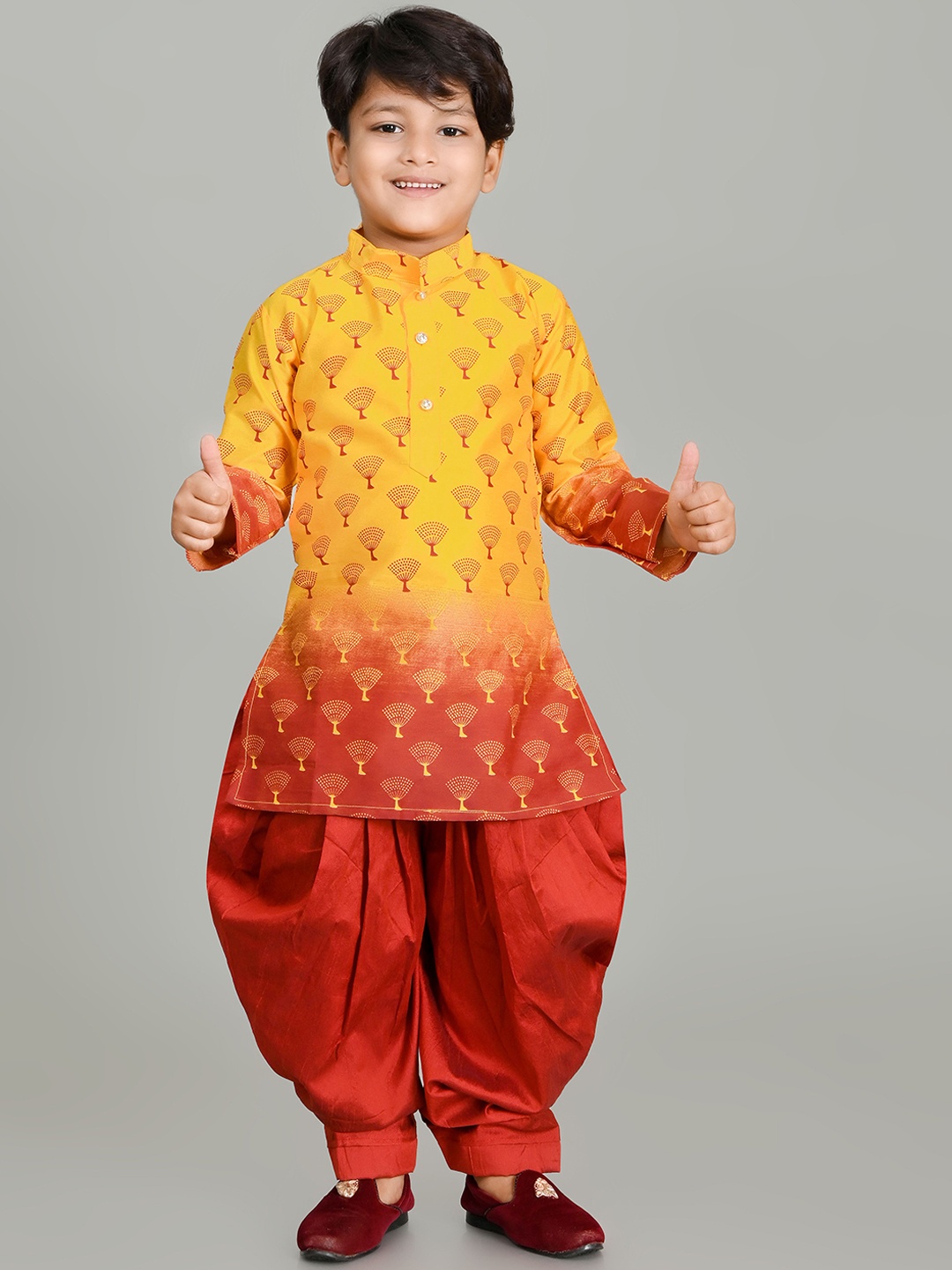 

Cae Boys Floral Printed Dupion Silk Mandarin Collar Kurta with Patiala, Yellow