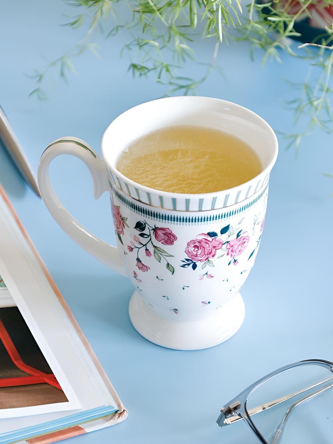 

The Wishing Chair White & Pink Floral Printed Ceramic Glossy Mugs Set of Cups and Mugs