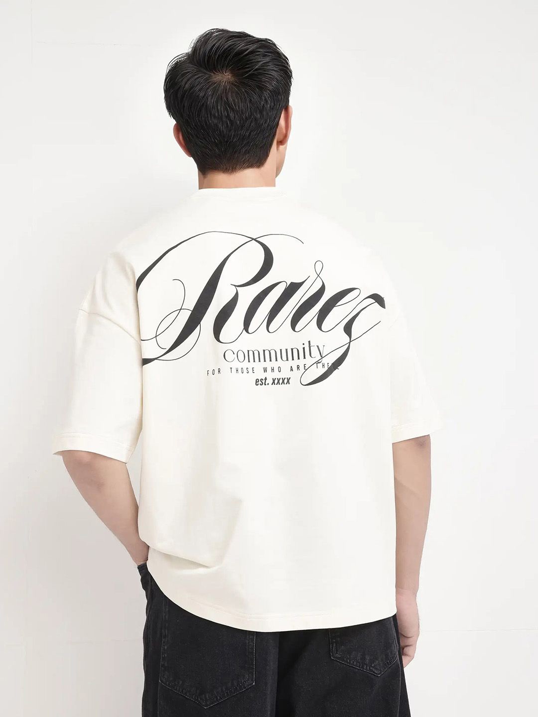 

RARE RABBIT Men Printed Monochrome Pockets T-shirt, Off white