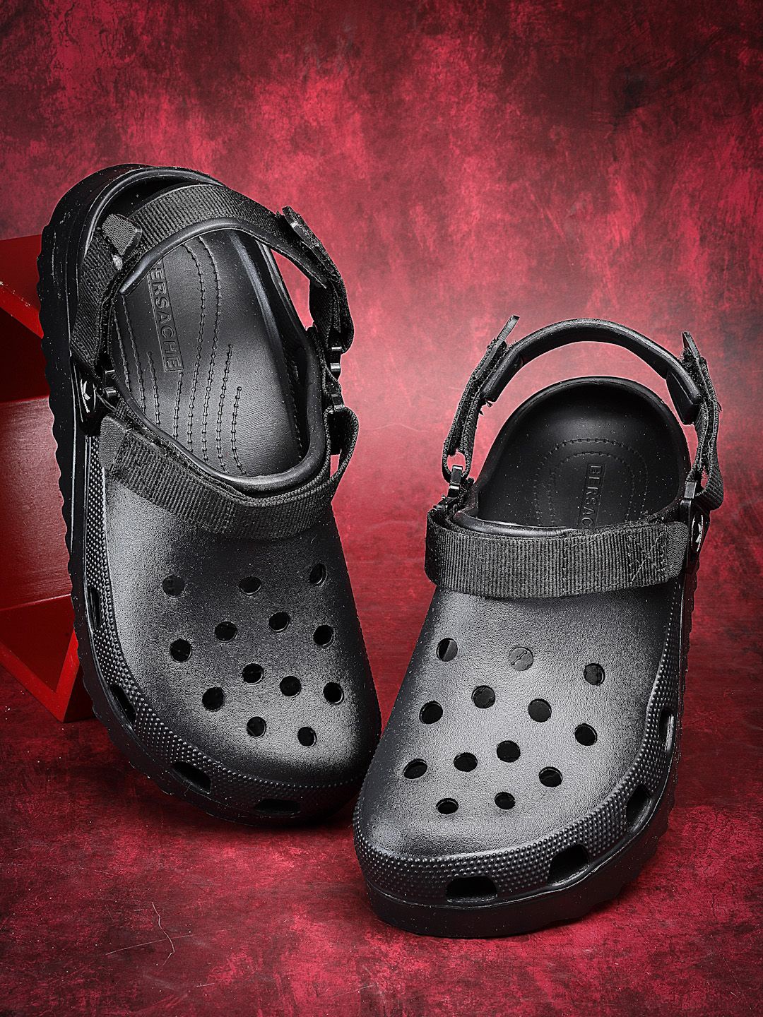 

BERSACHE Men Rubber Clogs, Black