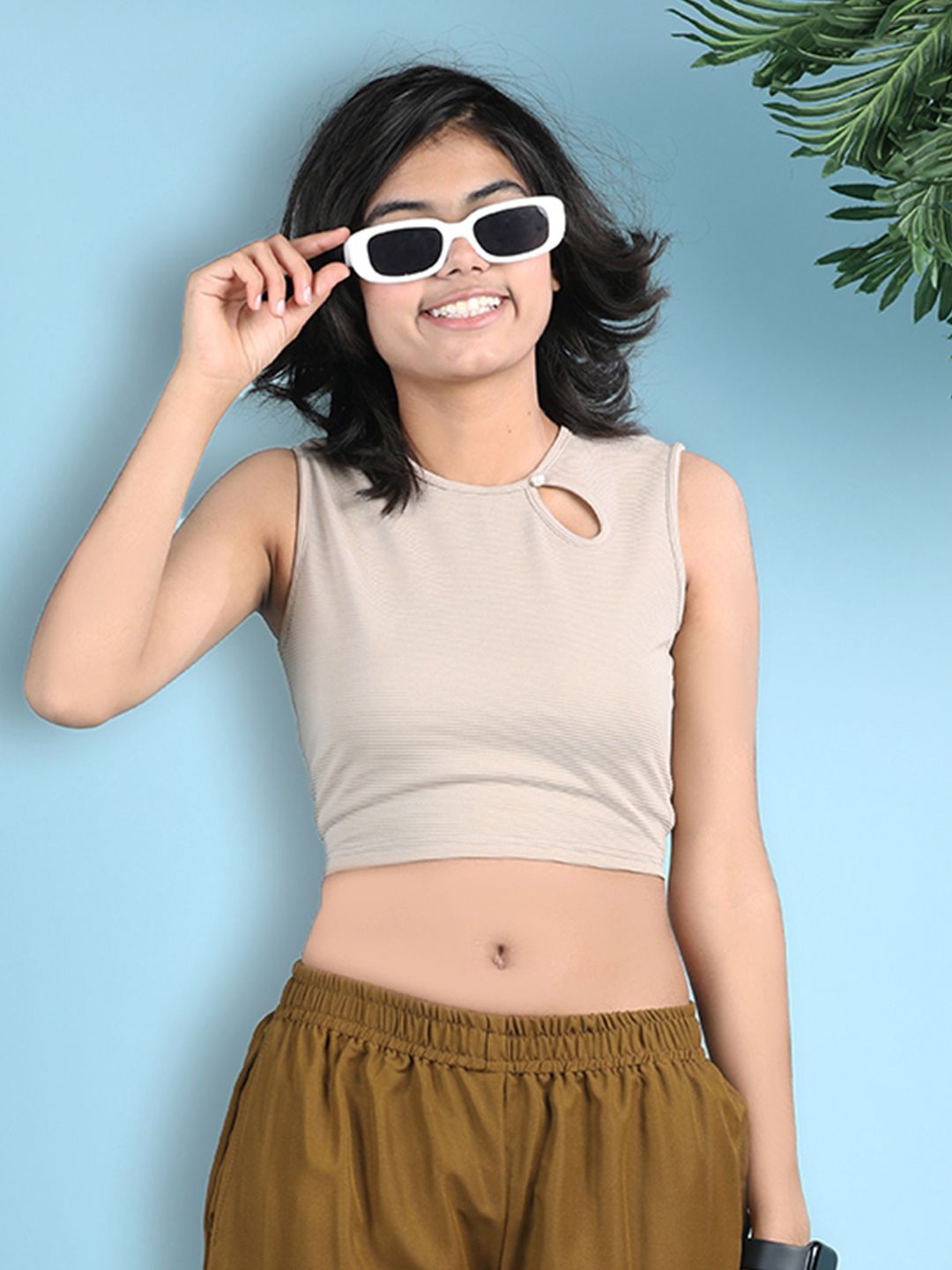 

Cutiekins Girls Cotton Keyhole Neck Crop Regular Top, Beige