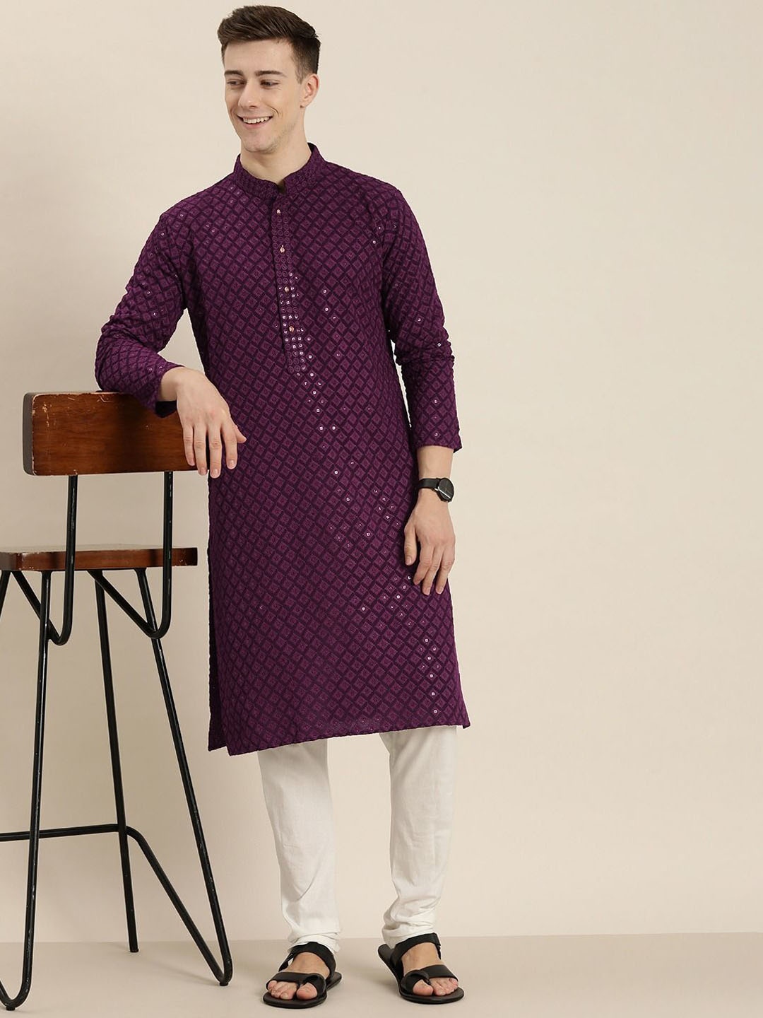 

HERE&NOW Men Ethnic Motifs Embroidered Chikankari Kurta, Purple