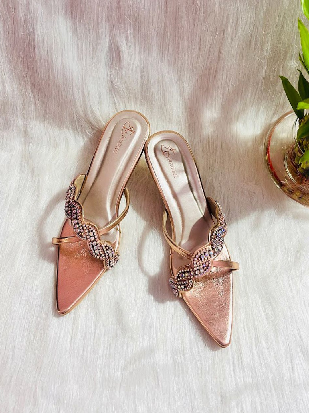

Insolito22 Printed Wedge Pumps, Rose gold