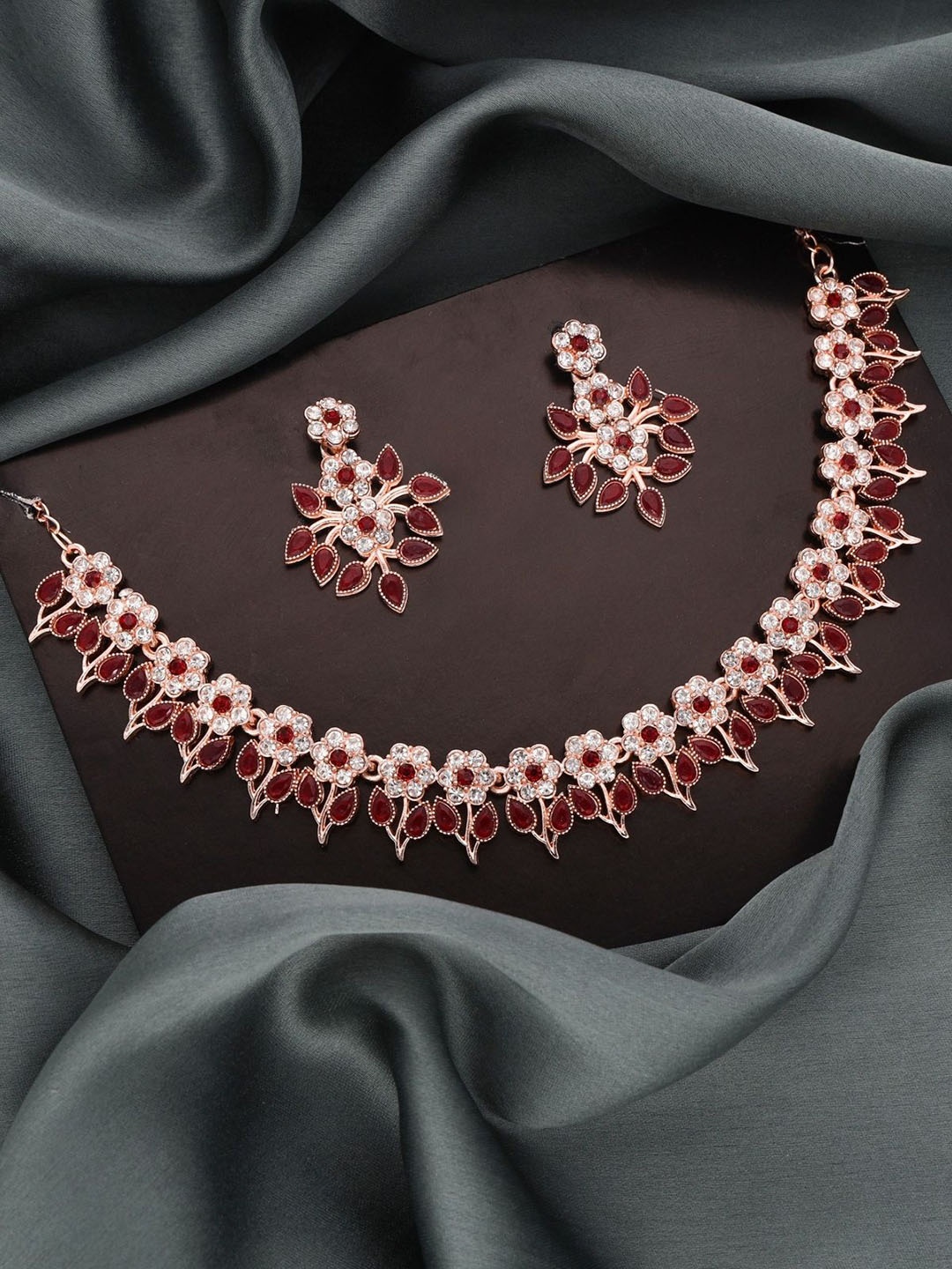 

Anouk Gold-Plated American Diamond Studded Jewellery Set