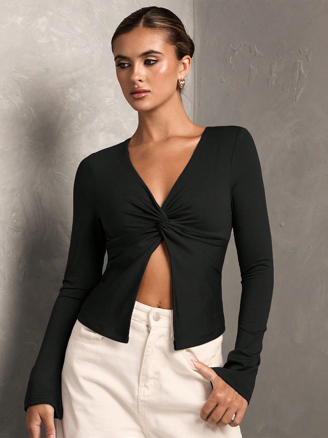 

ZYNG Striped Twisted Wrap Top, Black