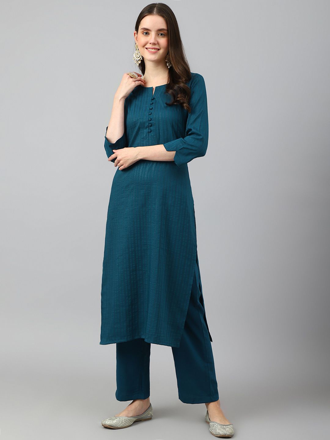 

DIVASTRI Striped Notch Neck Straight Kurta With Trousers, Teal