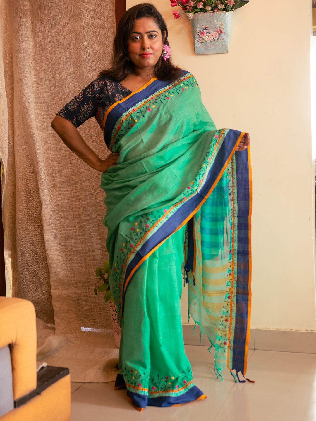

Uttariya Floral Embroidered Pure Cotton Saree, Sea green