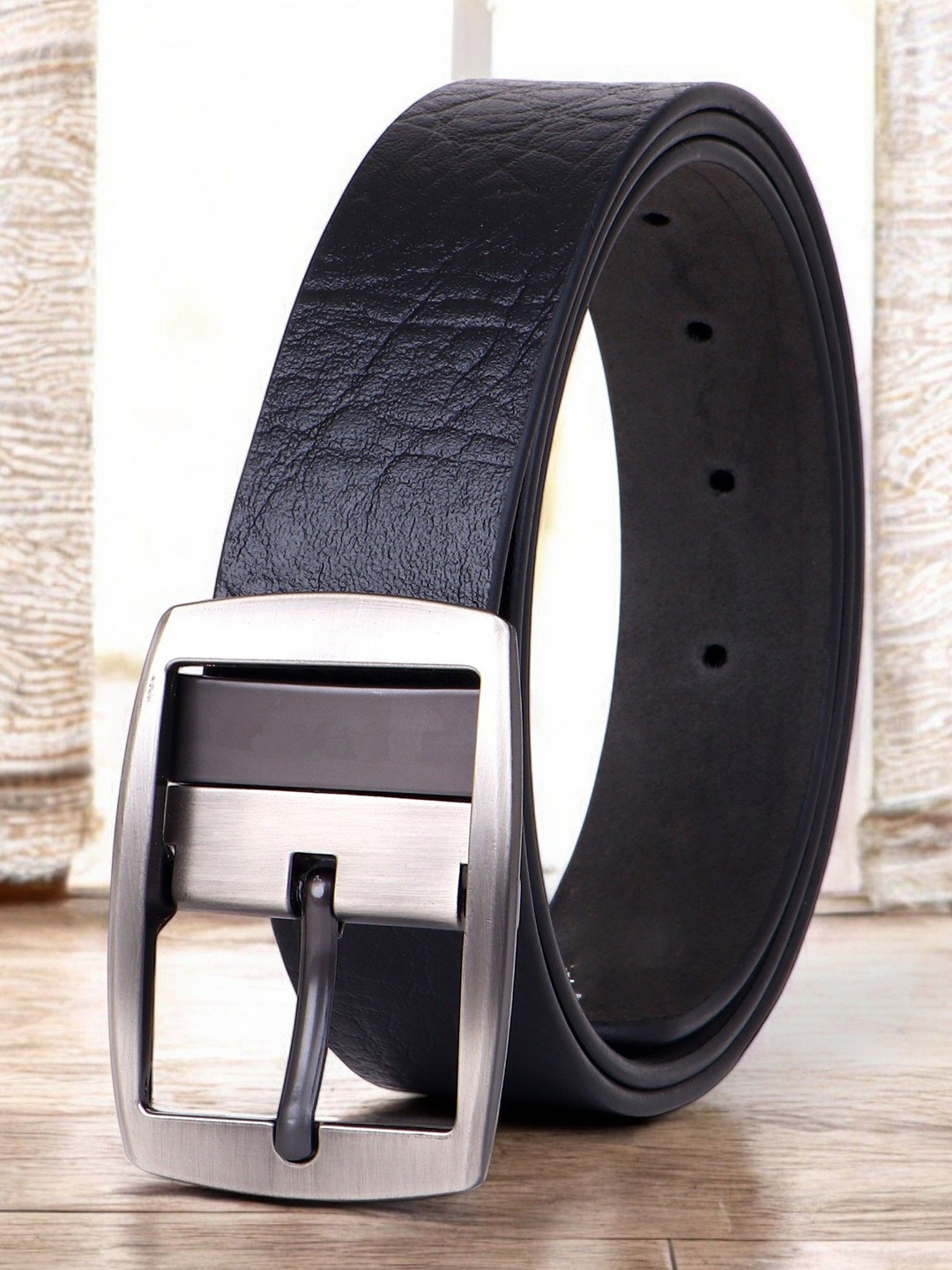 

Metronaut Men Textured Leather Formal Belt, Black