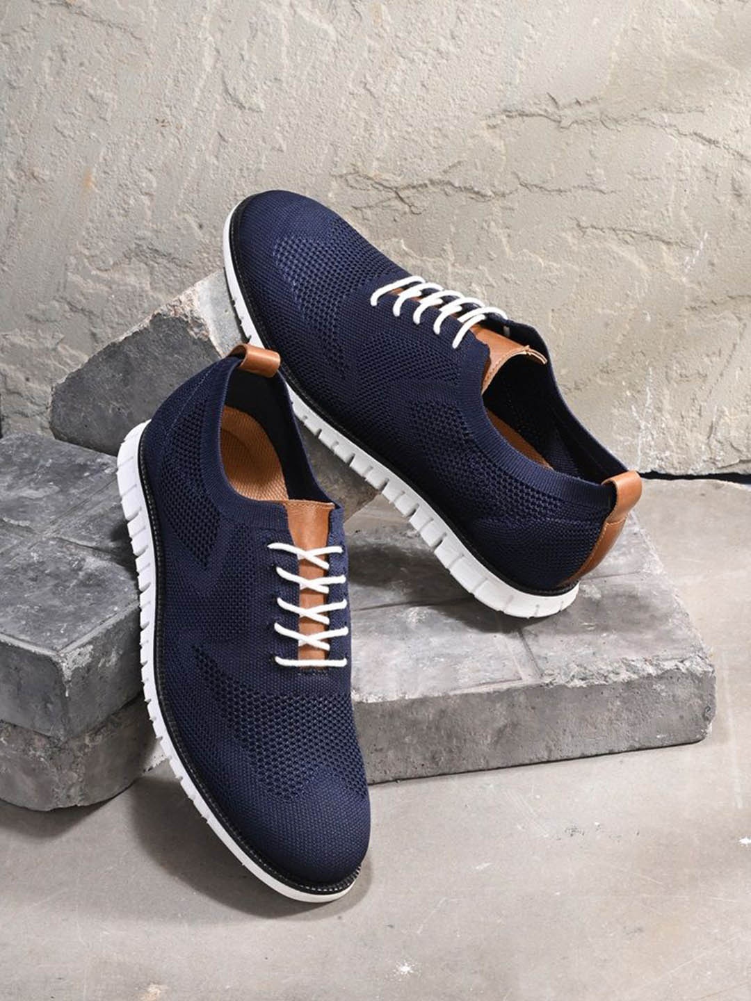 

Overdrive Men Printed Leather Oxfords, Navy blue