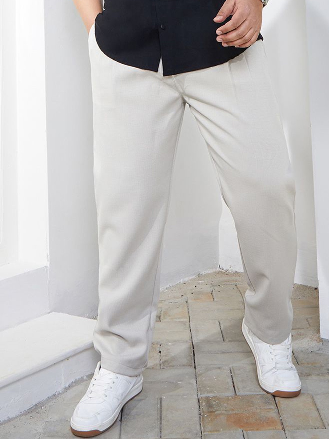 

Instafab Plus Men Relaxed Trousers, Beige