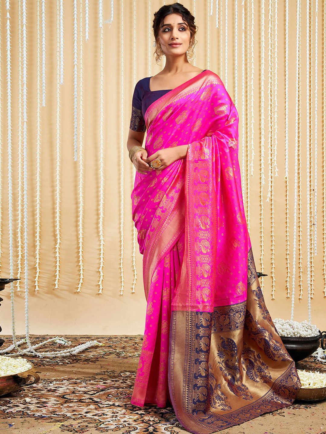 

HERE&NOW Floral Zari Paithani Saree, Pink