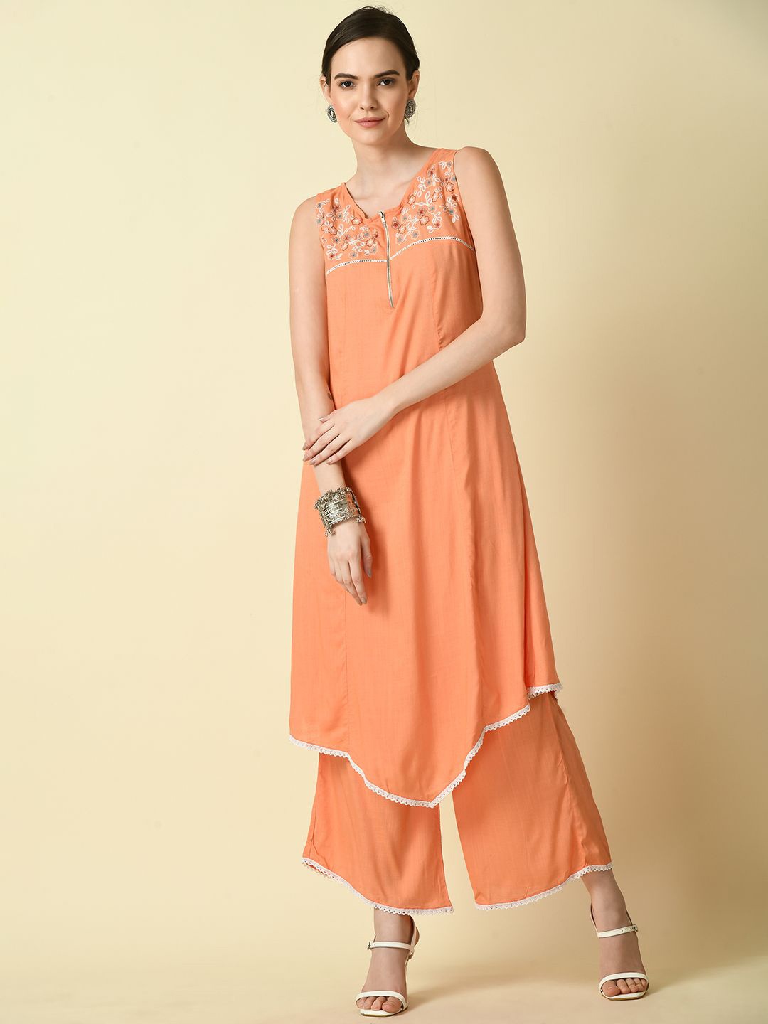 

KALINI Floral Yoke Design V-Neck Thread Work Pure Cotton A Line Kurta With Palazzos, Peach