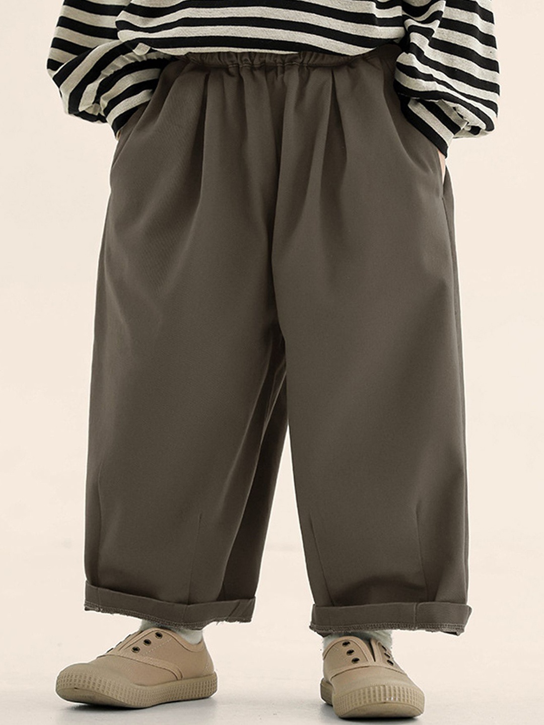 

LULU & SKY Boys Loose Fit High-Rise Trousers, Grey