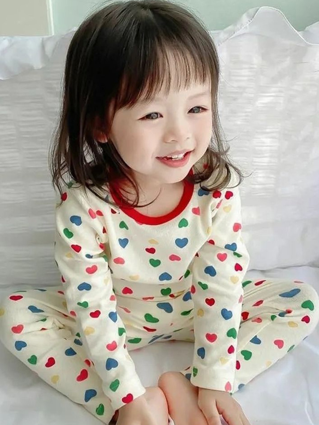 

LULU & SKY Girls Printed Night suit, White
