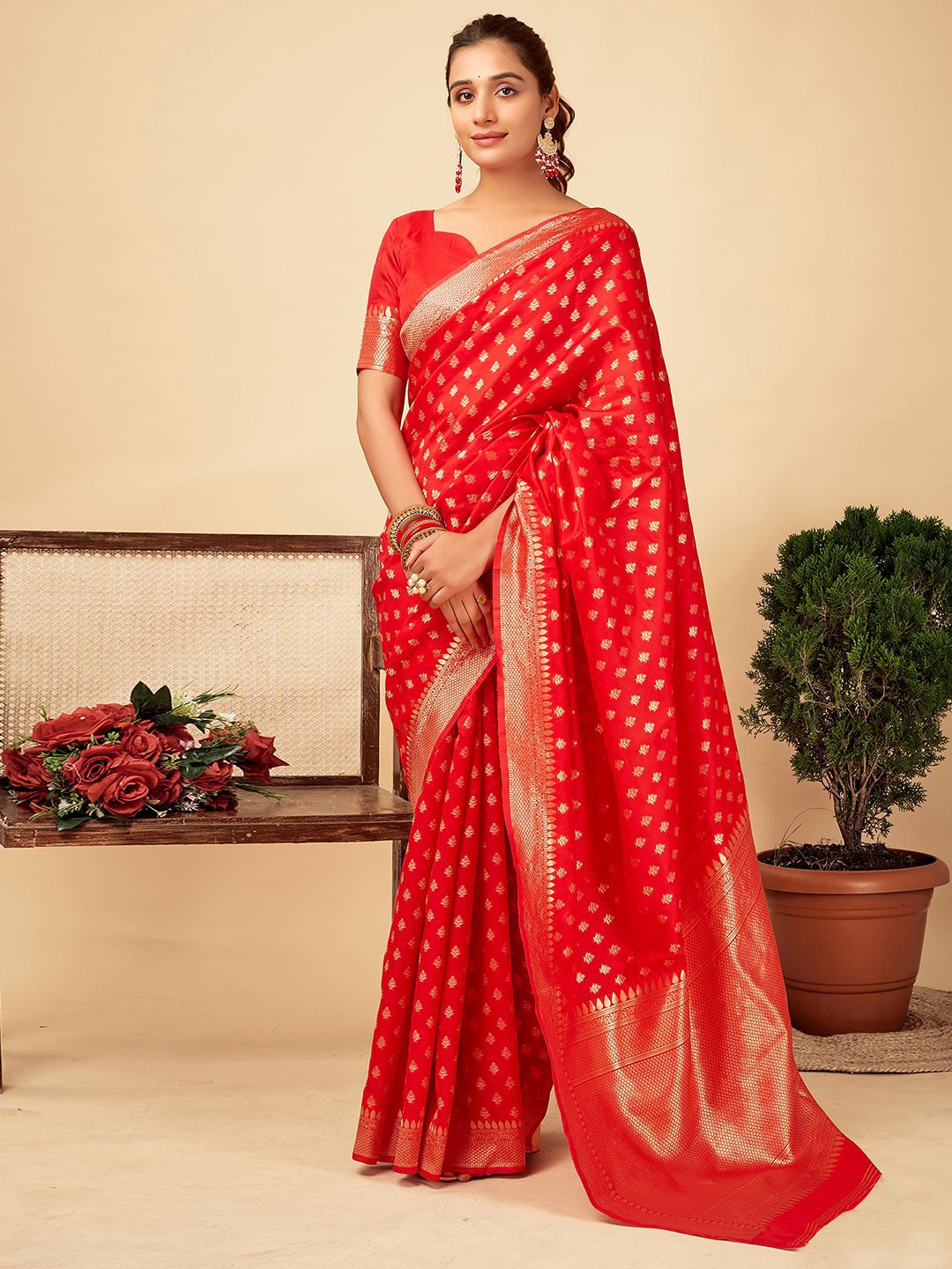 

HERE&NOW Ethnic Motifs Woven Design Zari Banarasi Saree, Red