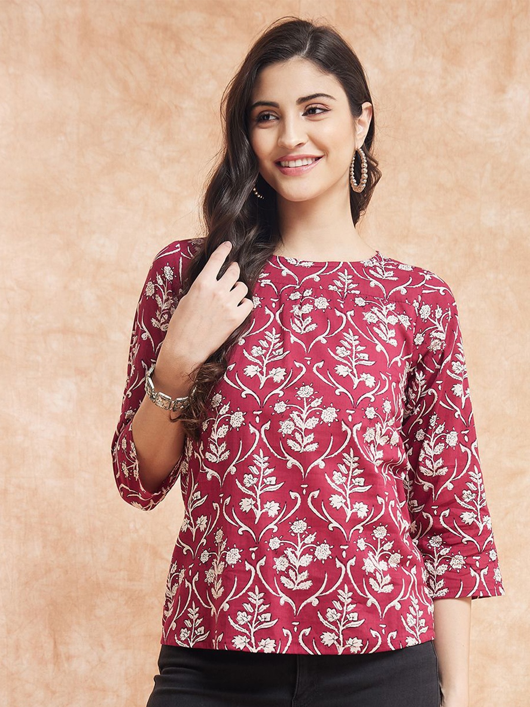 

InWeave Print Top, Red