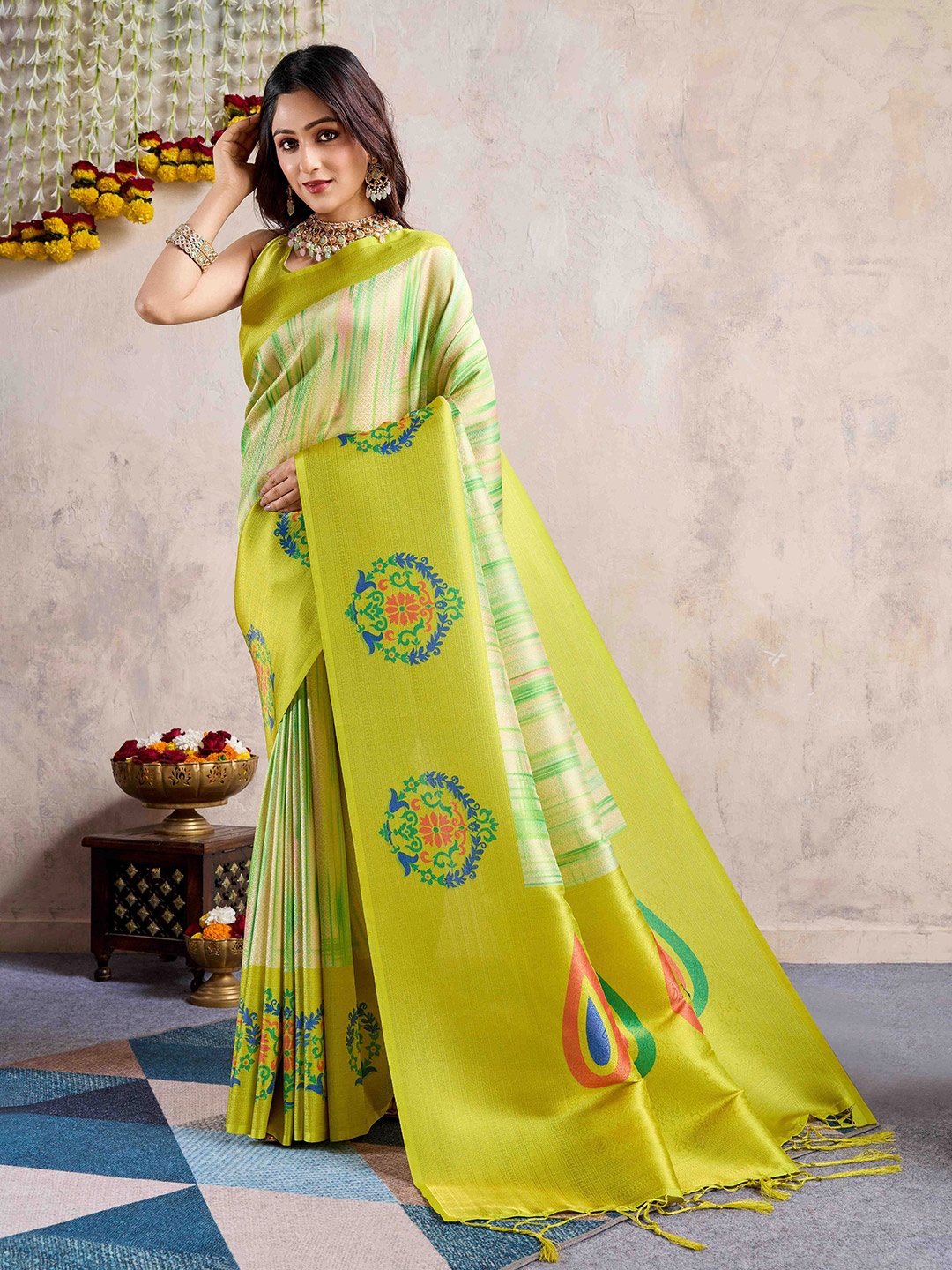 

Mitera Woven Design Zari Silk Blend Saree, Lime green